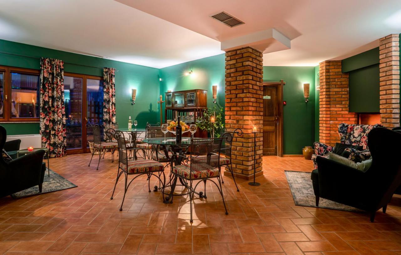 Stupnicki Dvori Winery Hotel Brodski Stupnik Экстерьер фото